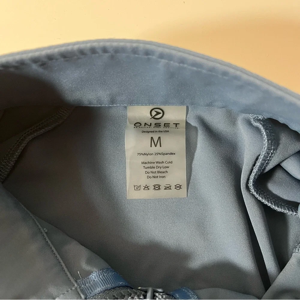 Onset Crop Track Warmup Jacket blue size medium